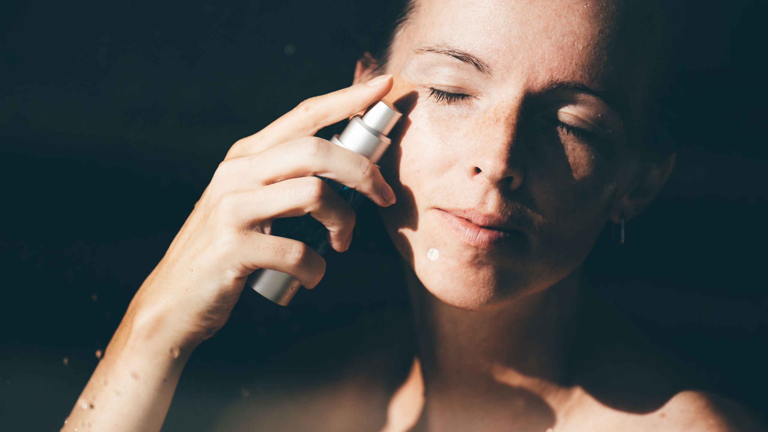 The Complete Retinol Guide for Women Over 40: How to Start, What to Expect, and How to Avoid Irritation